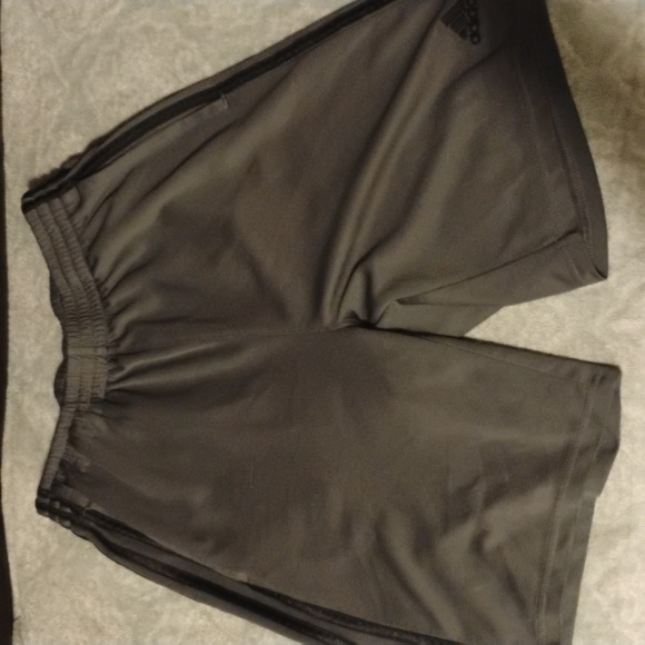 boys shorts - Picture 1 of 2